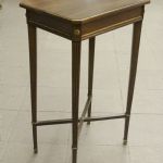 871 5219 LAMP TABLE